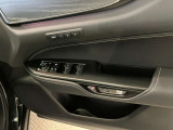 運転の操作性、快適性など全てはシートポジションから始まります。ドライバーごとの好みのポジションを記憶できるシートメモリーは、欠かせない機能です。