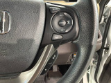 クルーズコントロールを装備しています。高速道路などで一定の速度で走ってくれるので運転が楽ですよ!速度を設定できますので、スピードの出しすぎにも注意できます。