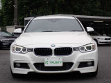 BMW在庫保有台数常時100台以上!ご来店の際はBMW本店(厚木市下荻野140-1)にご来店ください!弊社自慢の全天候型ショールーム!BMW在庫保有台数常時100台以上ございます!