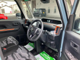 安全・安心な走行のために、納車前にダイハツのクルマを知り尽くしたエキスパートが基本性能に関わる機能や状態を徹底的に点検。消耗部品の交換など法定12ヶ月点検相当の点検・整備を実施しております