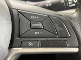【クルーズコントロール】高速道路もラクラク走行。アクセルを離しても一定速度で走行ができ、長距離運転時の負担を軽減!加速・減速も簡単なスイッチ操作で調整できます。