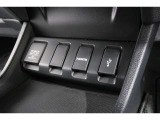 スマートフォンなどの音楽再生が可能なUSB接続ジャック装備車両です♪♪♪