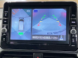 【アラウンドビューモニター】車を上から見下ろしているかのような映像で周囲の状況がひと目で確認、狭い駐車場に駐車するときも安心です♪