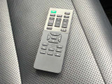 後席フリップダウンモニター用のリモコンです