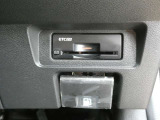 純正ETC2.0付 料金所もスムーズに通れ、割引料金の適用もあります。ビルトインできれいに収まっており、見た目もスマートです。