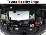 エンジンル-ムも綺麗に洗浄しております。ご納車時にはハイブリッドシステムに精通したメカニックがしっかり整備を行なった上でご納車致します。