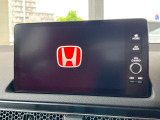 【メーカー純正ナビ】インテリアに溶け込むスタイリッシュな「専用設計」メーカーナビを装備♪視認性や操作性など基本性能にも優れ、より上質なカーライフをお楽しみいただけます。