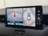 バックカメラの画像です。ガイドラインがスムースな車庫入れをサポートいたします。車庫入れの安心感がアップしますね。