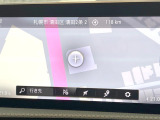 ●純正ナビ:一体感のあるナビは、高級感ある車内を演出してくれます。オーディオ機能も充実しておりますので、運転もより楽しめます♪