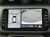 【アラウンドビューモニター】クルマを真上から見ているような映像で、周りの状況を確認しながら安心して駐車出来るカメラが付いてます♪移動物検知機能付き☆