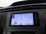 純正ナビを装備。タッチパネル式で使いやすく、お出かけもラクラクです。