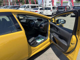 4WD/純正フルセグ付ナビ/全方位カメラ/シートヒーター/パーキングアシスト/パワーシート/置くだけ充電/デジタルインナーミラー/ETC2.0/ホイール付積込タイヤ/スマートキー/パワーリヤゲート