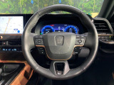 【純正革巻きステアリング】上質な革を使用することで、手にしっかり馴染みとても運転しやすいハンドルです♪