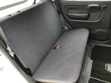 ☆後部座席シート廻り☆ ☆リアシートも快適な乗り心地☆シ-トの乗り心地が良く、旅行など長距離運転にも向いています。