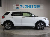 走りにこだわりながら収納力も持ち合わせたお車です。荷物を載せて軽快なドライブを楽しめますよ♪