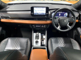 アウトランダー PHEV 2.4 P 4WD 