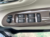 運転しながら操作しやすいように各種ボタンが設置されています♪ストレスのない快適なドライブに必須です!