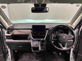 ひらけた前方視界とノンストレスな運転姿勢で快適なドライブが楽しめます。