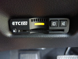 ETC付。高速道路の料金所はキャッシュレスで通過です。サービスエリア等にあるスマートインターの出入りも利用可能でとっても便利。ご納車後すぐにお使い頂けるようセットアップしてのお渡しとなります。