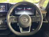【ステアリングスイッチ】運転中、前方から目線をそらすことなく、オーディオ等の操作が可能な便利機能!安心&快適なドライブを演出してくれます♪