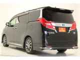 低価格で良質なお車を全社総台3,000在庫からお選びいただけます。営業時間 10:00〜19:00