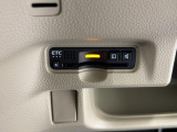 ETC付。高速道路の料金所はキャッシュレスで通過です。サービスエリア等にあるスマートインターの出入りも利用可能でとっても便利。ご納車後すぐにお使い頂けるようセットアップしてのお渡しとなります。