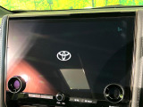 【14インチ ディスプレイオーディオ】大画面のディスプレイはAppleCarPlayやAndroidAutoが利用可能。大きな画面でスマホナビアプリ等が利用いただけます♪