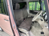 運転席シート廻りは使用感も少なく、良好な状態となっています。丁寧に使われていたことがよくわかりますね。