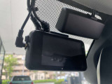 万が一の備えに!車両前方の映像を録画するドライブレコーダーを装備しております。