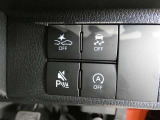 Aマークのスイッチはアイドリングストップ機能のON,OFF切替スイッチです。信号待ち等で停車時に一時的にエンジンを止めます、燃費向上に貢献しています。
