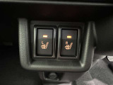 パワーシート搭載。微妙な調整が手軽にでき、ピッタリのポジションで運転することが可能です。