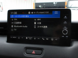 ナビゲーションはホンダコネクトディスプレイを装着しております。AM、FM、Bluetooth、フルセグTVがご使用いただけます。初めて訪れた場所でも道に迷わず安心ですね!