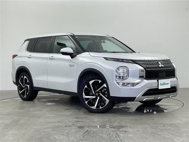 アウトランダーPHEV 2.4 G 4WD 4WD 修復歴無し