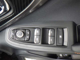 トヨタのお店でU-Carを購入すると、1年間ならどれだけ走っても保証される「ロングラン保証」が自動的に無料でついてきます。さらに、ご希望のお客様には有償で1年または2年の保証延長が可能です。