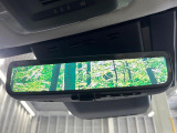 【デジタルインナーミラー】後席の大きな荷物や同乗者で後方が確認しづらい時でも安心!カメラが撮影した車両後方の映像をルームミラー内に表示。クリアな視界で状況の確認が可能です!