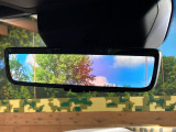 【デジタルインナーミラー】後席の大きな荷物や同乗者で後方が確認しづらい時でも安心!カメラが撮影した車両後方の映像をルームミラー内に表示。クリアな視界で状況の確認が可能です!