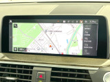 ●純正ナビ:一体感のあるナビは、高級感ある車内を演出してくれます。Bluetooth再生などオーディオ機能も充実しておりますので、運転もより楽しめます♪