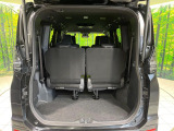 普段のお買い物や通勤、送迎等に十分な荷室スペースを確保しております。セカンドシートを倒すと、大きな荷物の積載も可能です♪