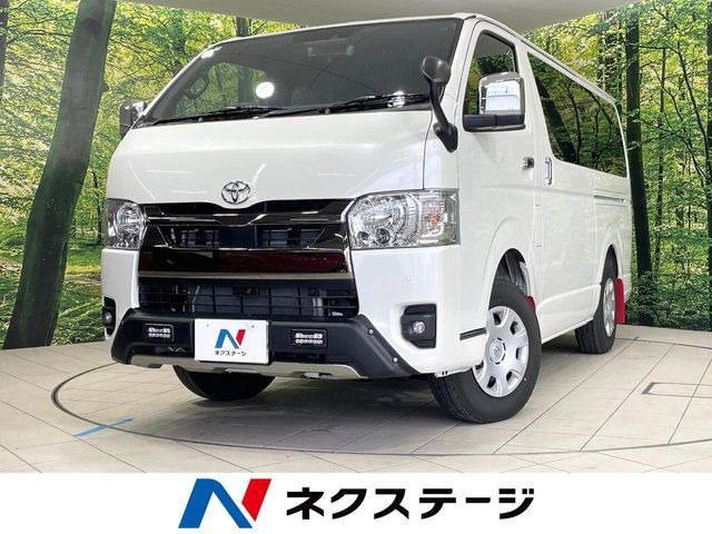 トヨタ ハイエースバン 