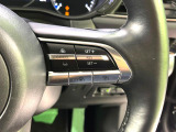 【マツダ・レーダークルーズコントロール】高速道路での長距離走行が楽に!自動で速度を保つクルーズコントロールが、衝突軽減システムと連携し、前方の車両を感知して車間を保つように速度調節してくれます!!