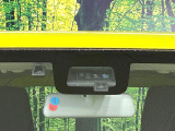 【スズキ セーフティサポート】走行中に前方の車両等を認識し、衝突しそうな時は警報とブレーキで衝突回避と被害軽減をアシスト。より安全にドライブをお楽しみいただけます。