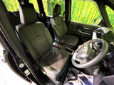 運転席シート廻りは使用感も少なく、良好な状態となっています。丁寧に使われていたことがよくわかりますね。