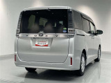 トヨタセーフティセンス(TSS)搭載。衝突被害軽減ブレーキなどの安全運転を支援する装置を搭載し、ドライバーの安全をサポートします。