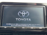 【純正ナビ】人気の純正ナビを装備しております。ナビの使いやすさはもちろん、オーディオ機能も充実!キャンプや旅行はもちろん、通勤や買い物など普段のドライブも楽しくなるはず♪