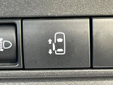 【パワースライドドア】スマートキーや運転席のスイッチでスライドドアの開閉が可能♪電動だから力を入れてドアを開ける必要が無く、小さいお子様でも、重い荷物を持っている時もラクに開け閉めできます♪