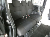 ゆとりある広々とした車内空間は、ドライブを始め買い物やレジャーなど、幅広く活躍します。一人でもみんなとでもお出かけを楽しみましょう!