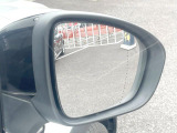 ●ブラインドアシストセンサー:視角からの車を感知し、ドライバーが車線変更を行う際に、警告音と共に注意を促してくれる安全支援機能です!