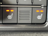 【シートヒーター】寒い日に重宝するシートヒーター!エアコンより早く温まってくれるので寒がりの人も安心ですね♪エアコンの温風は乾燥するから苦手、という方にもをおすすめです。