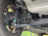 お車を安心してお乗りいただく為には、足回りの定期点検が欠かせません。サービスサポート(有償保証)では無料点検もご提供しており、安心のカーライフをお過ごしいただけるサポート体制が整っています。