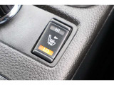 シートヒーター装備付き車!!座席に埋め込まれた電熱線によりシートを暖めることが出来る装備で、温められたシートは、寒い冬には最適です!!